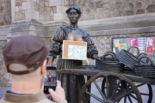 Molly Malone statue unstable and only held in place by two pins due to ‘abuse’ on a ‘daily basis’, council report finds